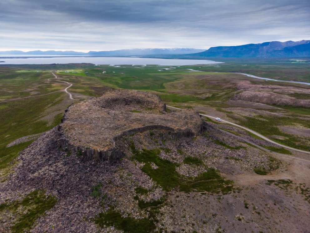 Margur er knár...Félagsheimilinu Hvmst