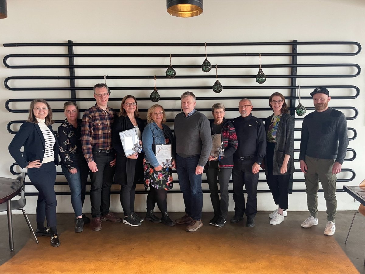 Viðurkenningarhafar, ásamt sveitastjóra og nefndarmönnum