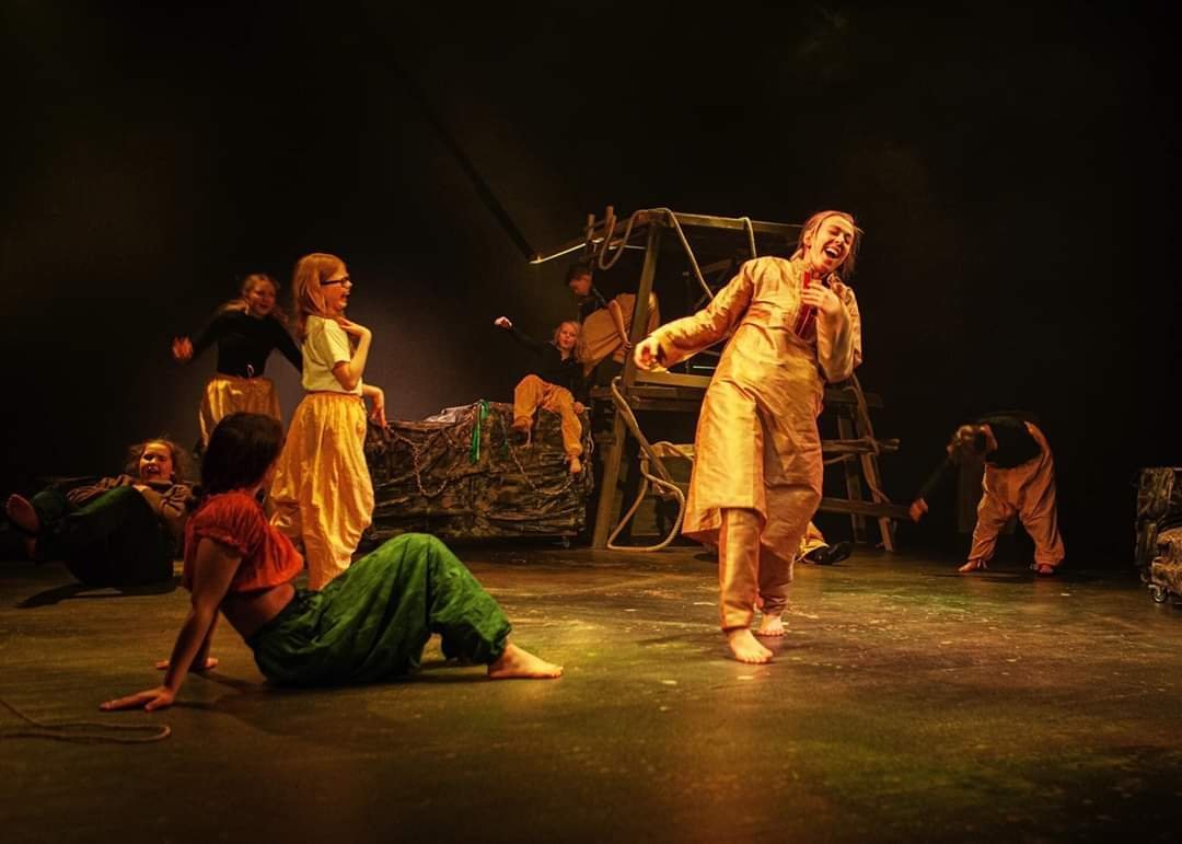 Skógarlíf sýnt fyrir nær fullu húsi síðustu helgi í Félagsheimilinu Hvammstanga