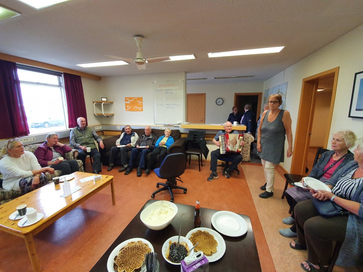 Vöfflukaffi í félagsmiðstöð