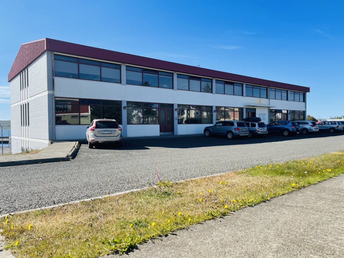 Lögreglustöðin á Hvammstanga er staðsett að Höfðabraut 6.