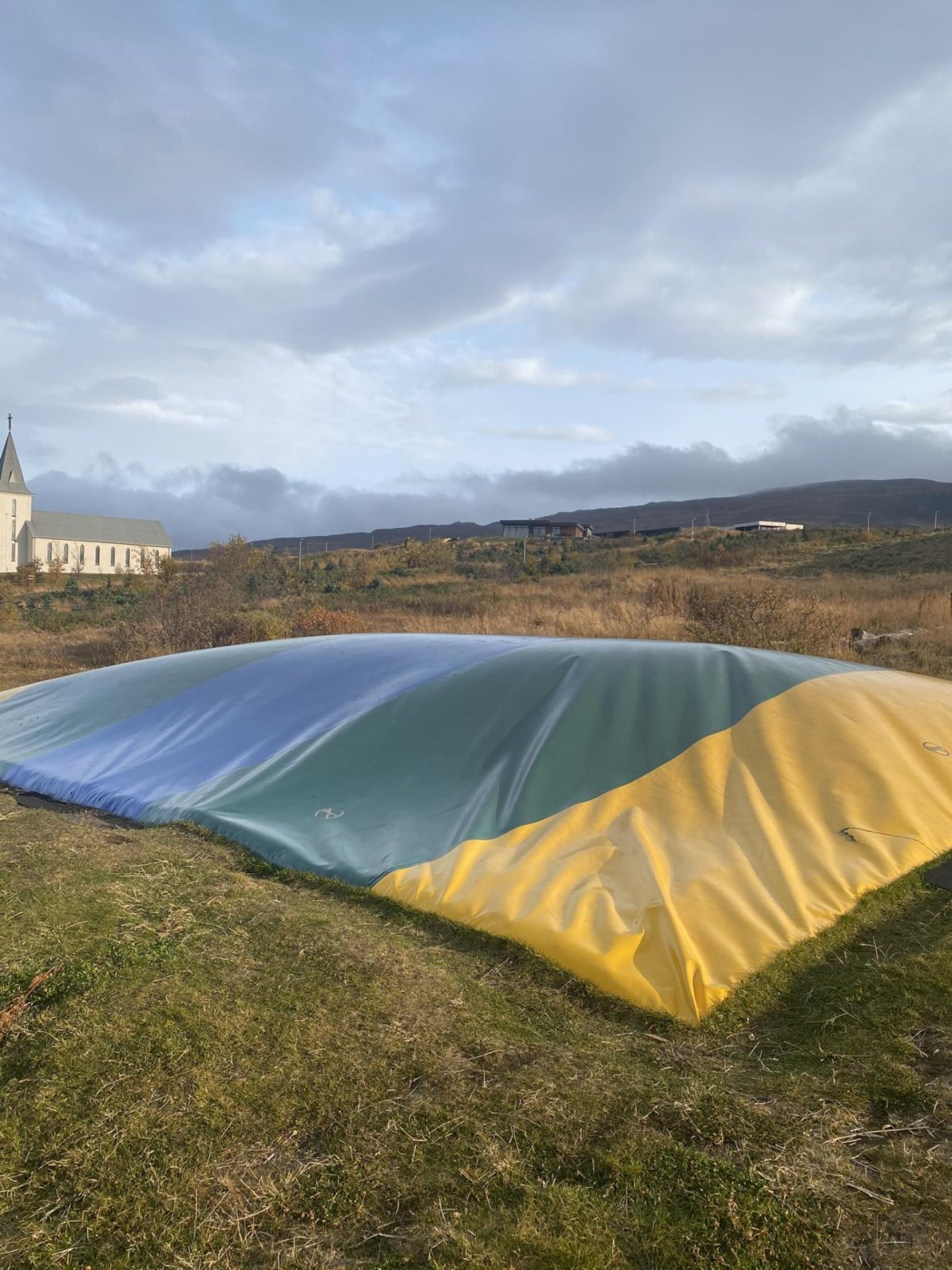 Ærslabelgurinn kominn í vetrarfrí