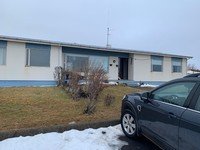 Parhús að Kirkjuvegi 10 og 12 til sölu