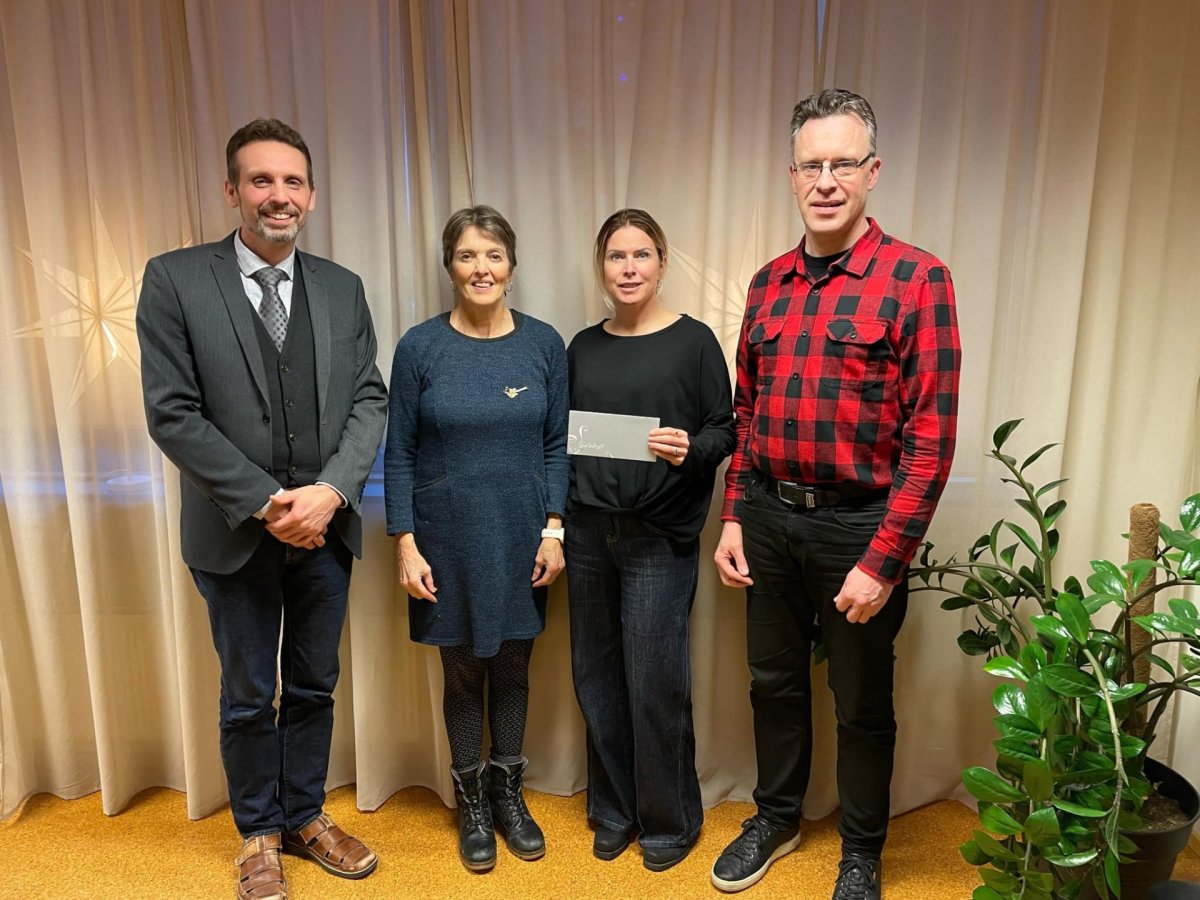 Höfðinglegur styrkur til Velferðarsjóðs Húnaþings vestra