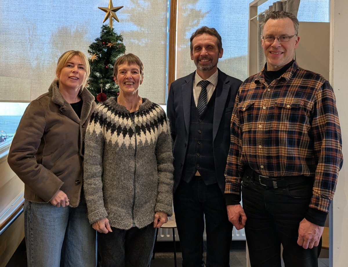 Stjórn Velferðarsjóðs ásamt gjafara: F.v. Elísa Ýr Sverrisdóttir, Ólöf Ólafsdóttir, Sigurður Þór Ágú…