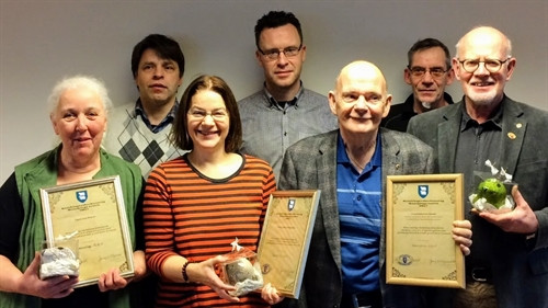 Samfélagsviðurkenningar fyrir árið 2016