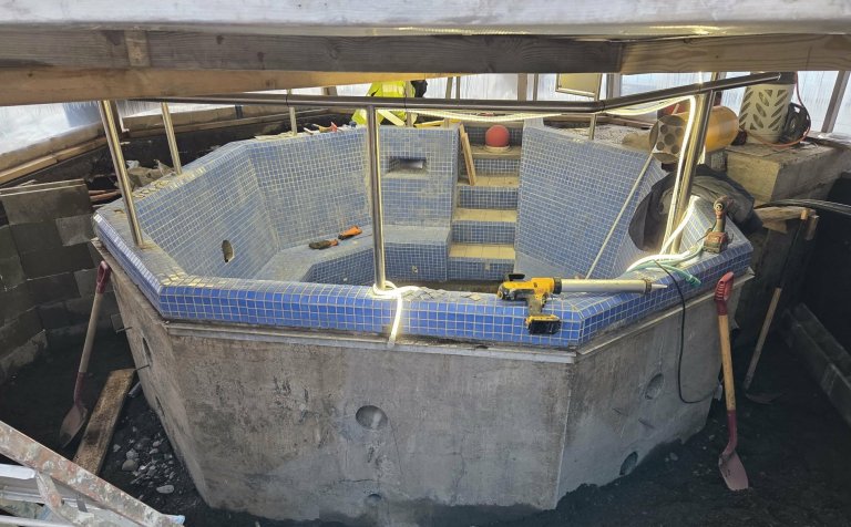 Viðhald á nuddpotti