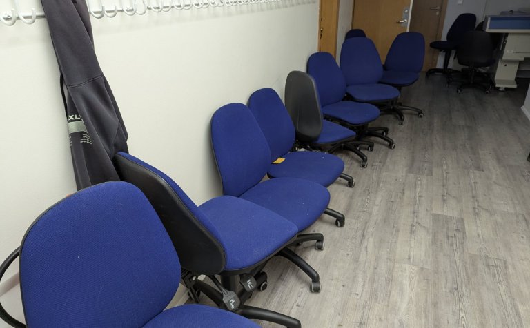 Gefins skrifstofustólar