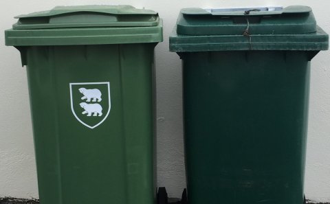 Sorptunnur fyrir heimilissorp skulu að vera utandyra og aðgengilegar sorphirðuverktökum