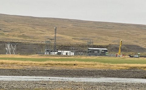 Aðveitustöð við Hrútatungu.