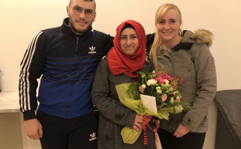 Bústaður hses. afhendir fyrstu íbúðina