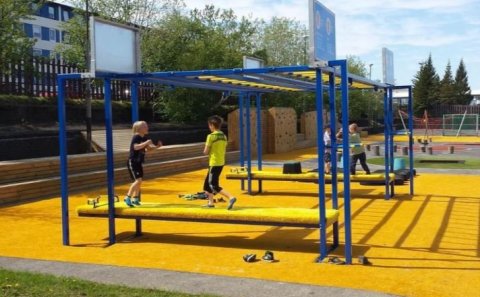 Mynd frá Laugalækjarskóla af samskonar braut