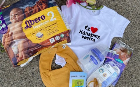 Gjöf til nýfæddra íbúa Húnaþings vestra