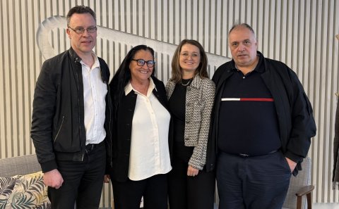 Magnús Magnússon, formaður byggðarráðs, Inga Sæland félags- og húsnæðismálaráðherra, Unnur Valborg H…