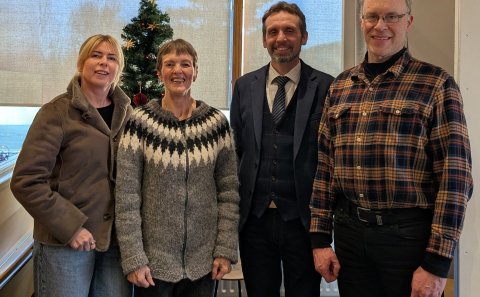 Stjórn Velferðarsjóðs ásamt gjafara: F.v. Elísa Ýr Sverrisdóttir, Ólöf Ólafsdóttir, Sigurður Þór Ágú…
