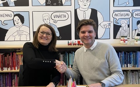 Unnur Valborg Hilmarsdóttir sveitarstjóri og Daníel E. Arnarsson framkvæmdastjóri Samtakanna ´78 han…