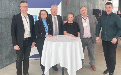 Frá undirritun samkomulagsins í Hörpu 14. mars 2024. Frá vinstri, Magnús Magnússon formaður byggðarr…